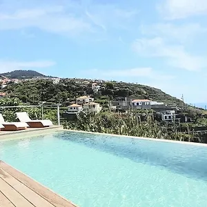 Les Terrasses Homestay Calheta (Madeira)