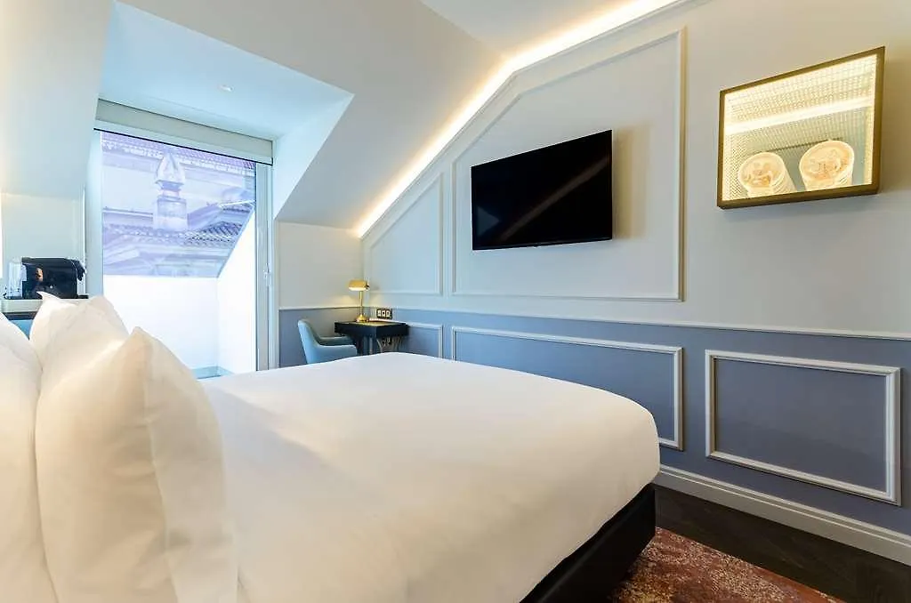 The Emerald House Lisbon - Curio Collection By Hilton