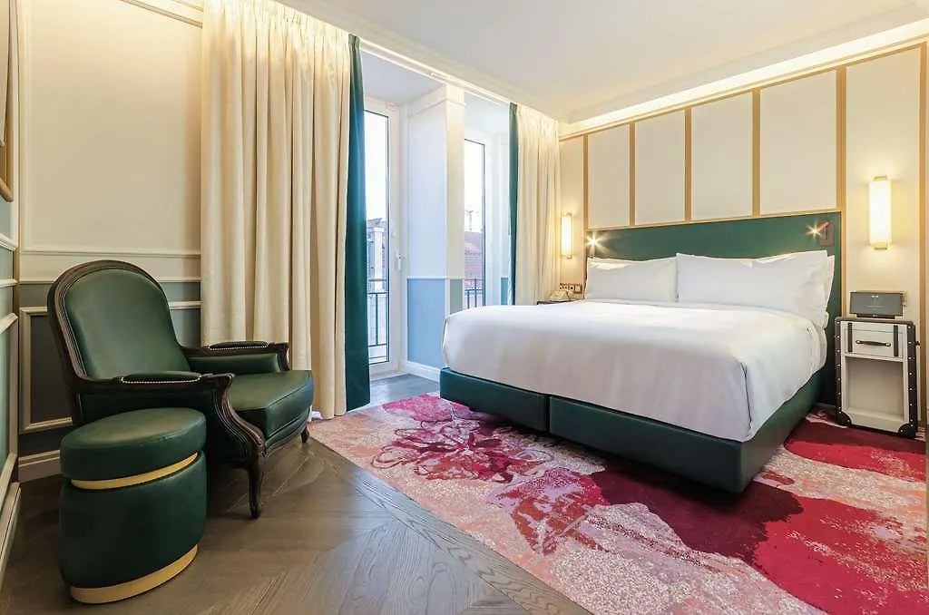 The Emerald House Lisbon - Curio Collection By Hilton
