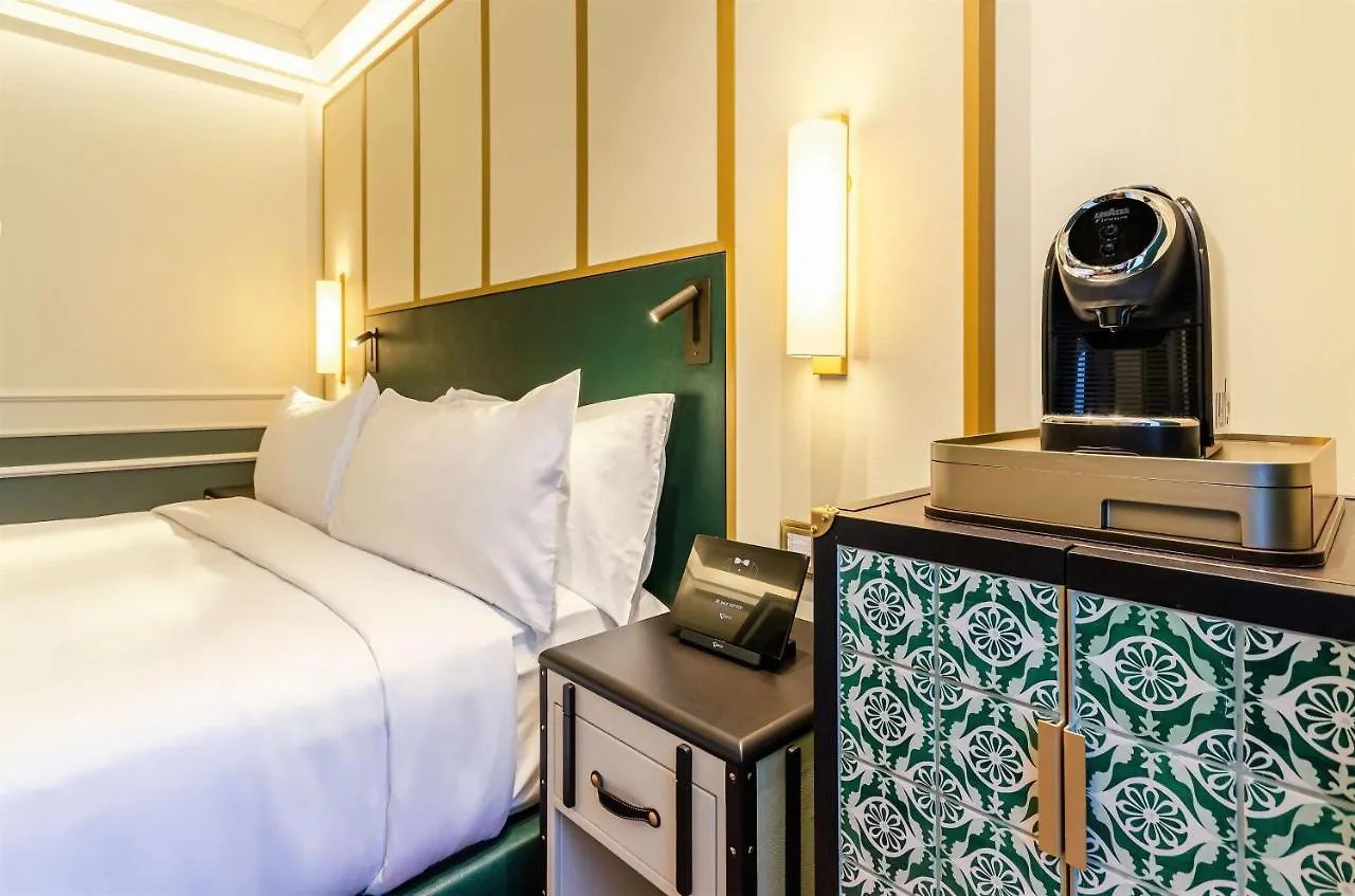 The Emerald House Lisbon - Curio Collection By Hilton