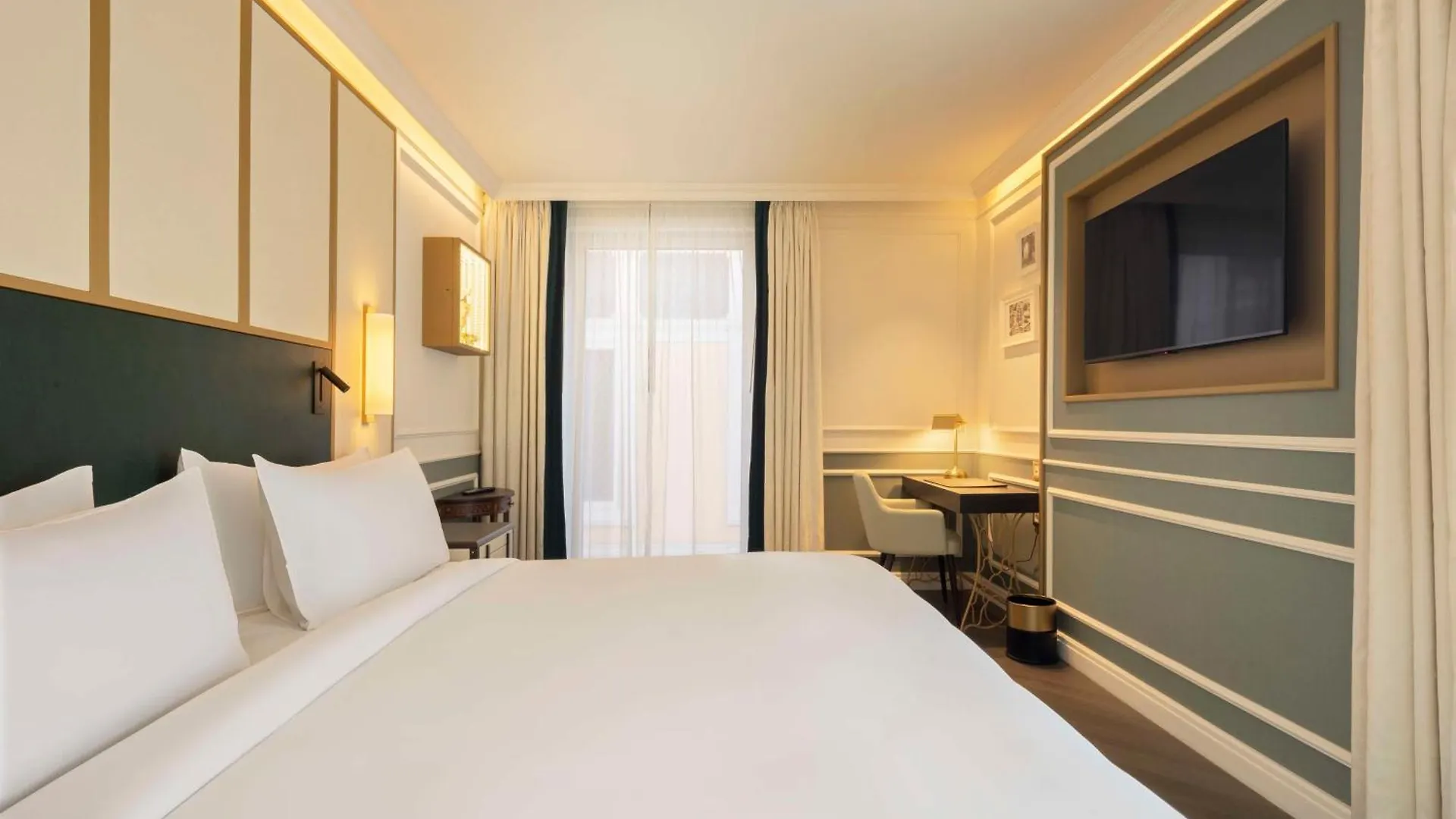 The Emerald House Lisbon - Curio Collection By Hilton Portugal