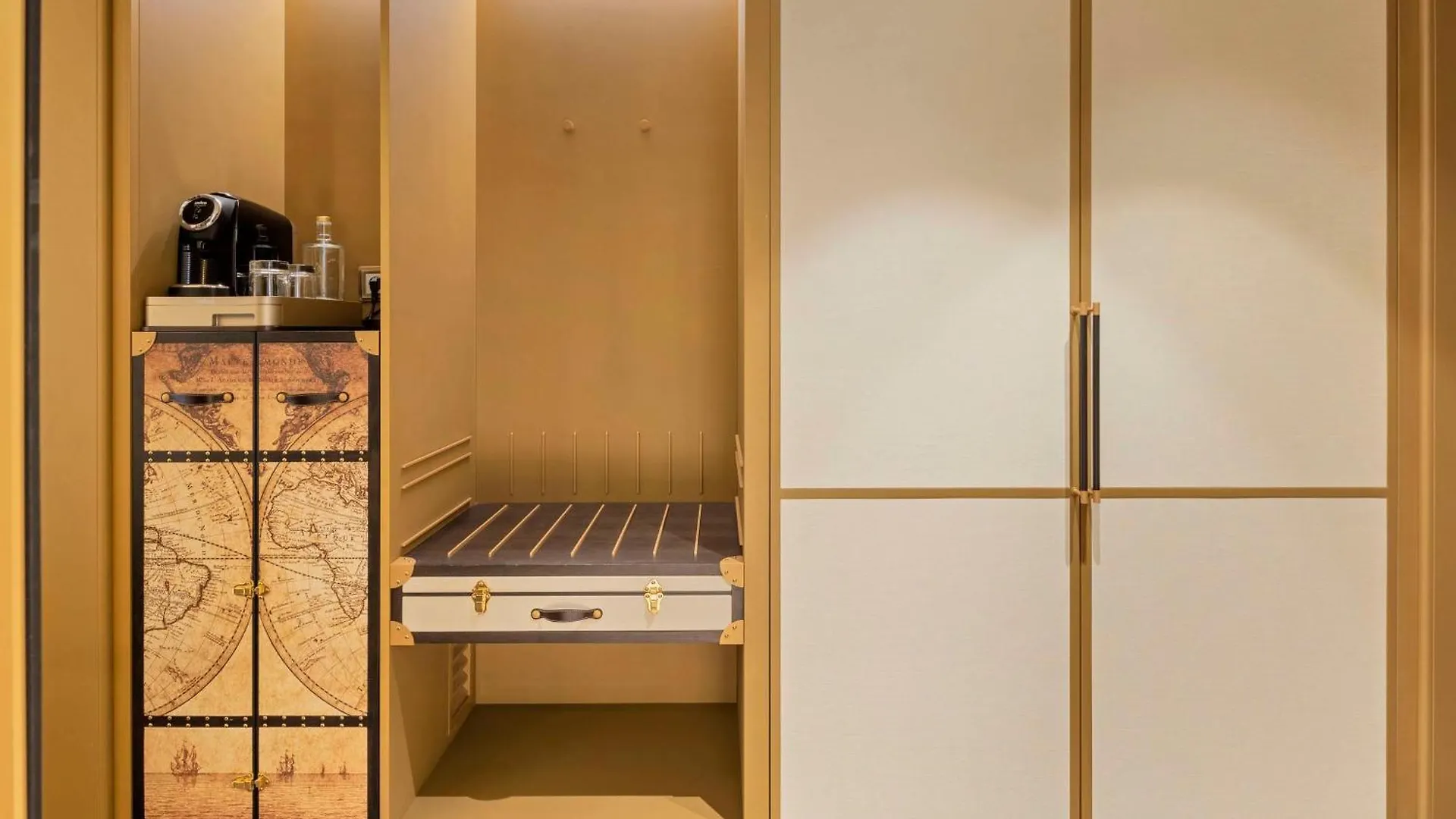 **** Hotel The Emerald House Lisbon - Curio Collection By Hilton Portugal