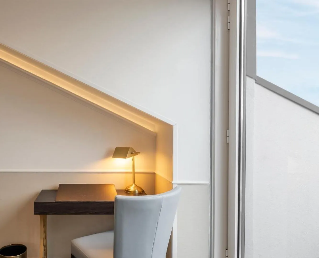 Hotel The Emerald House Lisbon - Curio Collection By Hilton