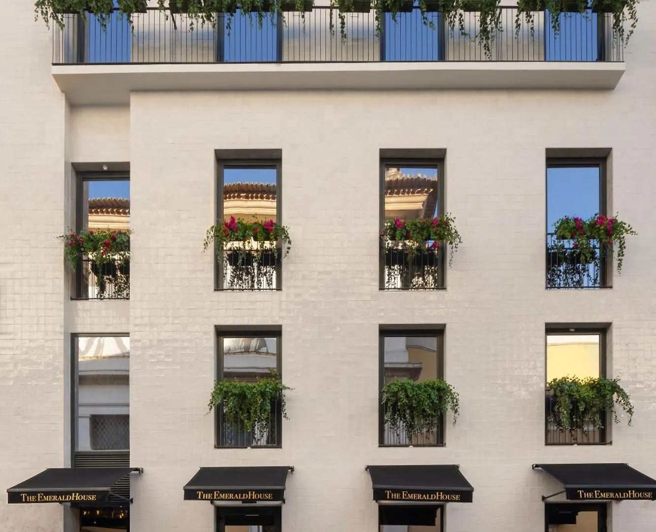 The Emerald House Lisbon - Curio Collection By Hilton Hotel