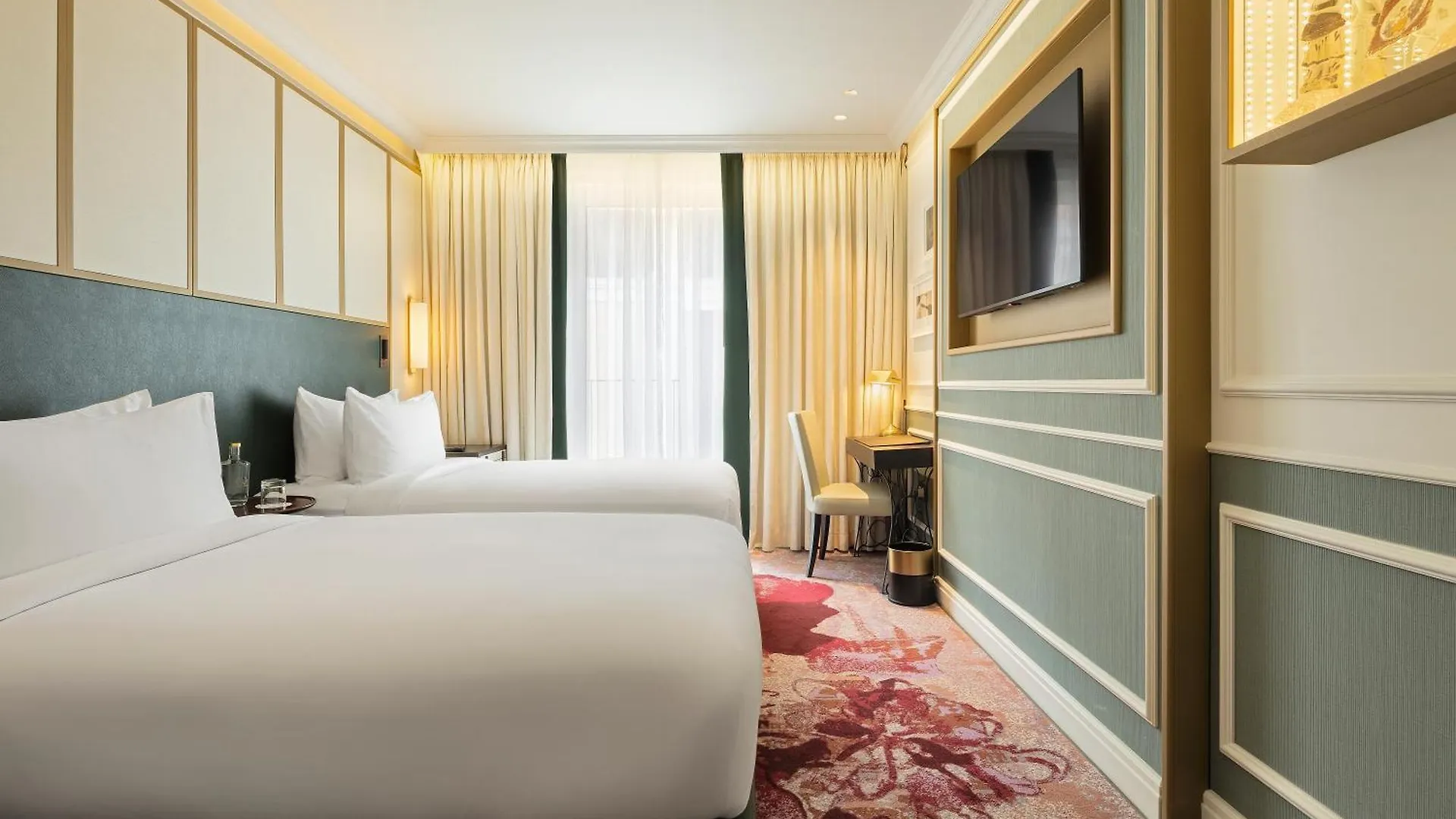 The Emerald House Lisbon - Curio Collection By Hilton 4*,