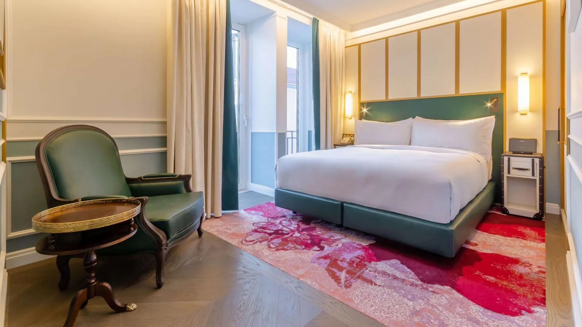 The Emerald House Lisbon - Curio Collection By Hilton