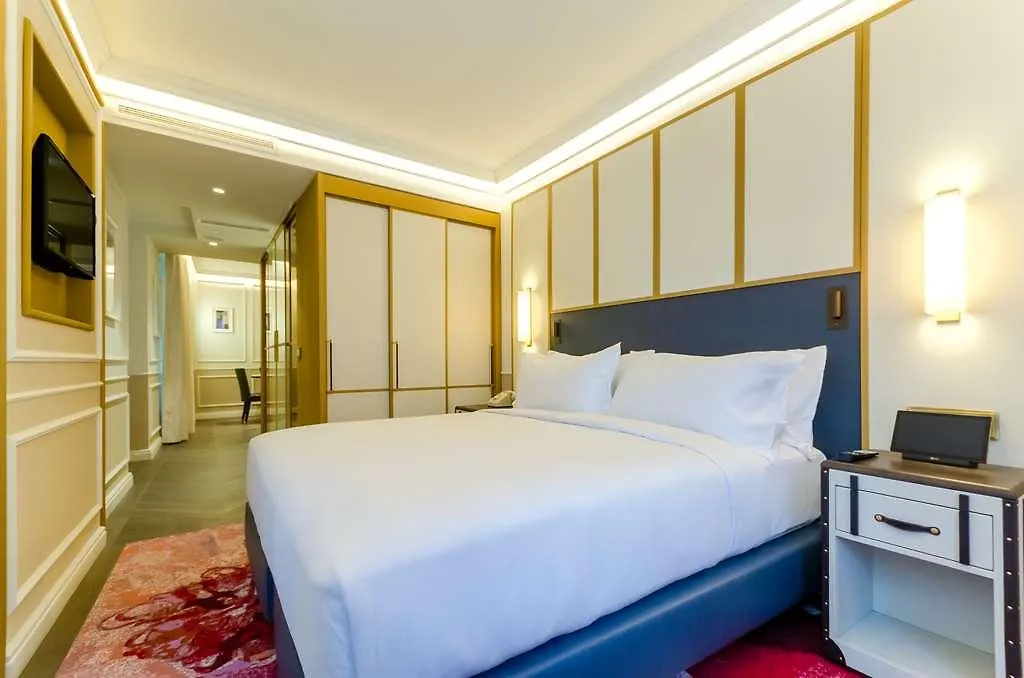 The Emerald House Lisbon - Curio Collection By Hilton 酒店