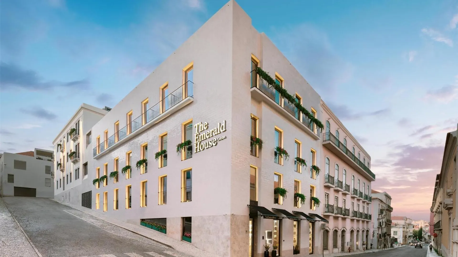 The Emerald House Lisbon - Curio Collection By Hilton